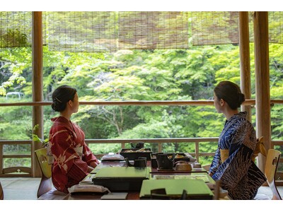 憧れの川床・納涼床で夏の涼を満喫する、粋な京都旅。貴船、高雄、鴨川　京料理の名店での夕食付宿泊プラン