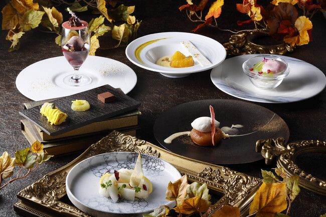 【琵琶湖ホテル】 Autumn Afternoon & Desserts　マスカット・洋梨・紅まどんな・ネグローネ・紅玉など　秋の果実を“宝石”に見立て、6皿のデセールをコースで提供