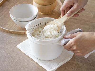 【リニューアル】レンジで炊き立て革命！スチームの力でごはんもおかずも本格仕上げできる電子レンジ専用スチー...