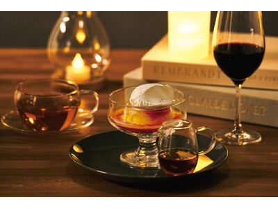 【横浜モアーズ限定】カフェで本格アルコールを楽しむ夜の新習慣。ブランデー香る『かためのプリン』と選べるドリンクセット、3月6日より提供開始