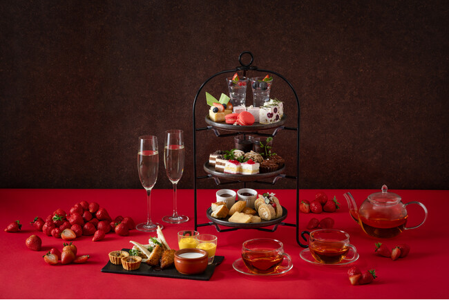 名駅より徒歩5分の絶景ホテルで堪能する、冬限定の贅沢冬彩る「いちご×ショコラ」アフタヌーンティー