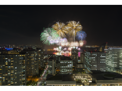 横浜・みなとみらいの花火を高層20階の特等席で満喫　テラス&スカイプールで楽しむ「花火付き鑑賞プラン」