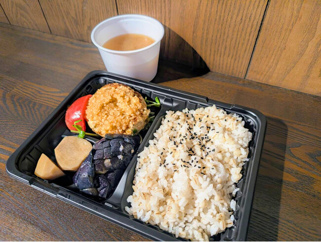 買えたらラッキー！グルテンフリーの弁当が500円四谷三丁目「Well-Being食堂」で一般販売開始
