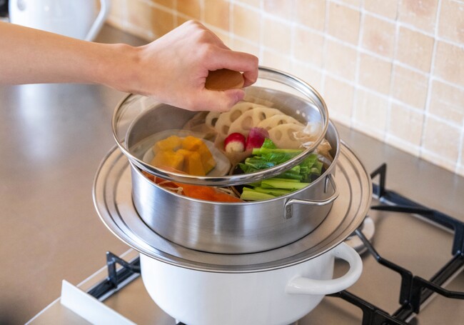 “洗える”せいろで蒸し料理をもっと手軽に!竹せいろのお悩みを解消する“ステンレス”せいろ新登場