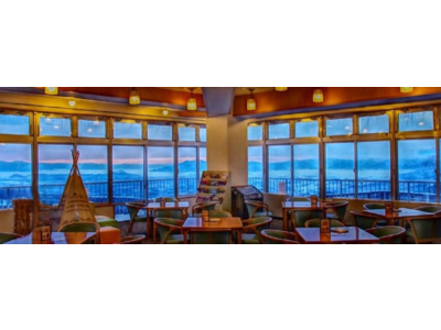 岩手山の伏流水で淹れるサイフォン式のコーヒーをどうぞ　絶景ラウンジには新デザート「The 網張ア ラ モード」も登場