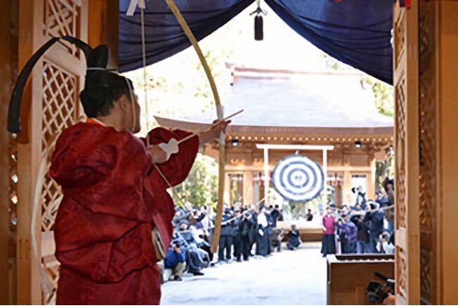 安曇野に春の訪れを告げる穂高神社の「奉射祭（おびしゃさい）」　2025年3月17日（月）15:00から斎行　「天下泰平」「家内安全」「五穀豊穣」「殖産興業の発展」を願います
