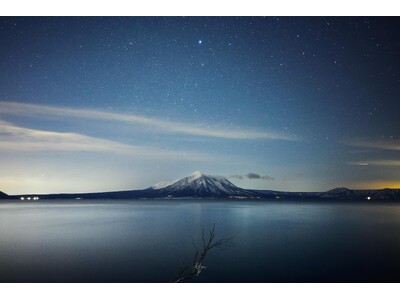 湖の青が森へ溶け出すYusaku Matsumoto写真展　第2弾「Ao no Kodomotachi」休暇村支笏湖で5月16日より開催