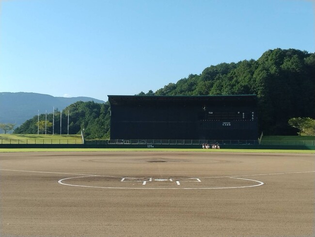 旅館発の少年野球大会、球児たちの64回目の夏