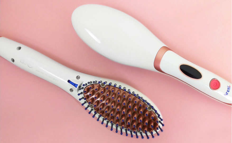 毎日の寝癖なおしを時短で簡単に。髪も頭皮も傷まないヘアアイロン「ストレートブラシアイロン」