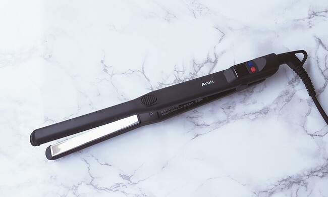 プレスリリース「【メンズアイロンのおすすめ】初心者でもくせ毛を整えて自然なカールが作れる15mmプレートが人気!」のイメージ画像