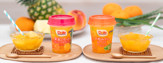 “フルーツでスマイルを。”のDole　300gフルーツカップ2種を「果実ごろっと＆大粒」に　4月8日（火）よりリニューアル