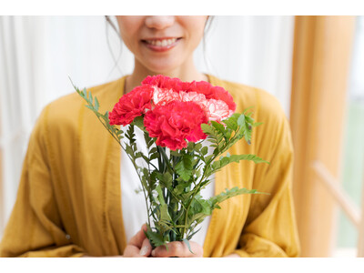 母の日のプレゼントは定番のお花が1位！ワーキングマザー増加のいま、家事代行サービスの普及率や依頼したい家事は？