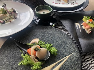 老舗旅館で“旅する和フレンチ”を──8月限定の特別メニュー登場