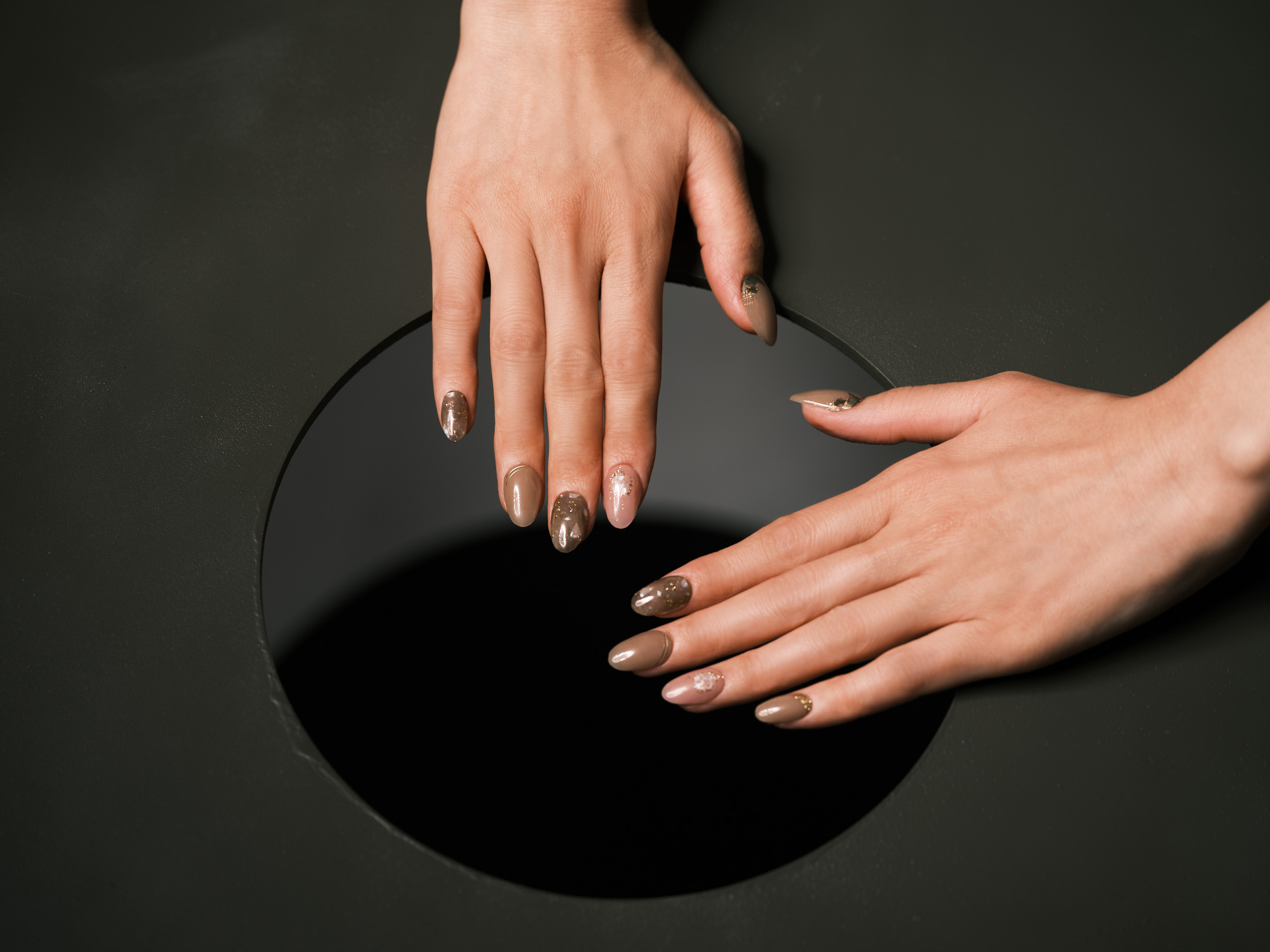 10月1日 大人の女性のための本格ジェルネイルシール【 LYSDʼOR 】　2022年 秋冬コレクション新作登場！