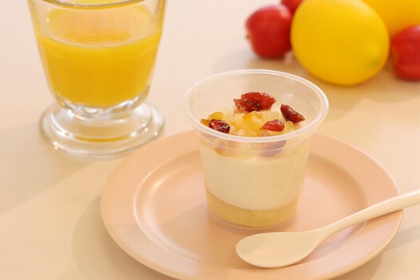 「プレシア」と「タニタカフェ」が初のコラボレーション！美容を意識する女性に向けた『おいしく×ヘルシー』なスイーツを発売