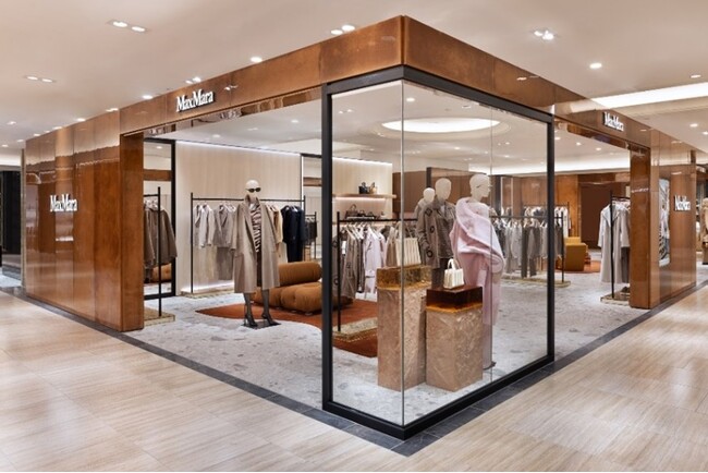 マックスマーラ、阪急うめだ本店をリニューアルオープン