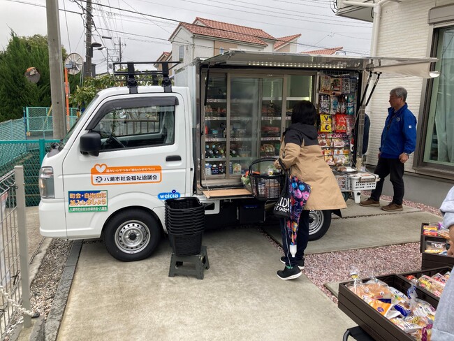 埼玉県八潮市で移動販売車「うえたん号」を始動し、地域のコミュニティづくりを支援