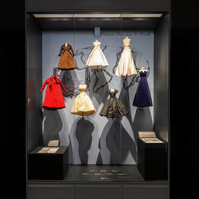 【DIOR】クリスチャン・ディオール美術館にて、"CHRISTIAN DIOR, THE GENIUS OF A CREATOR"展を開催