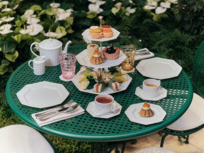 【DIOR】ヤニック・アレノによる「30 モンテーニュ」のティータイム