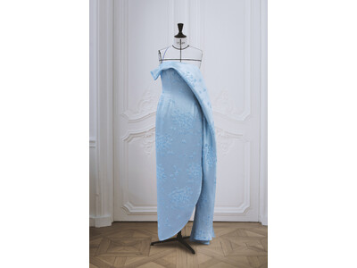 【Dior】第83回ゴールデングローブ賞でジェシー・バックリーが纏ったドレスのサヴォワールフェールを公開