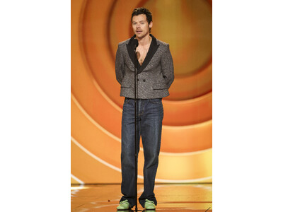 �yDior�z�f�B�I�[����Z���Z���u���e�B�F�n���[�E�X�^�C���Y����68��O���~�[�܎��܎�