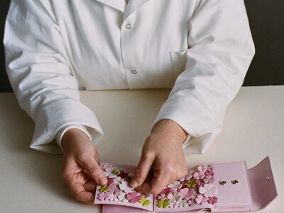 【Dior】春の訪れに心躍るウォレットセレクション