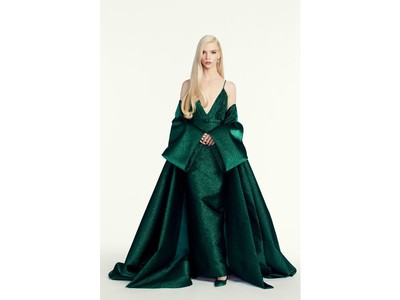 【DIOR】ゴールデングローブ賞速報!『クイーンズ・ギャンビット』アニャ・テイラー=ジョイ、『ザ・クラウン』のジリアン・アンダーソンがディオールのドレスで登場