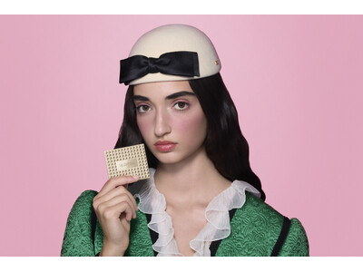 ヴァレンティノビューティの新たなチーク＆アイシャドウが登場 新作「カラークラッシュ」8色