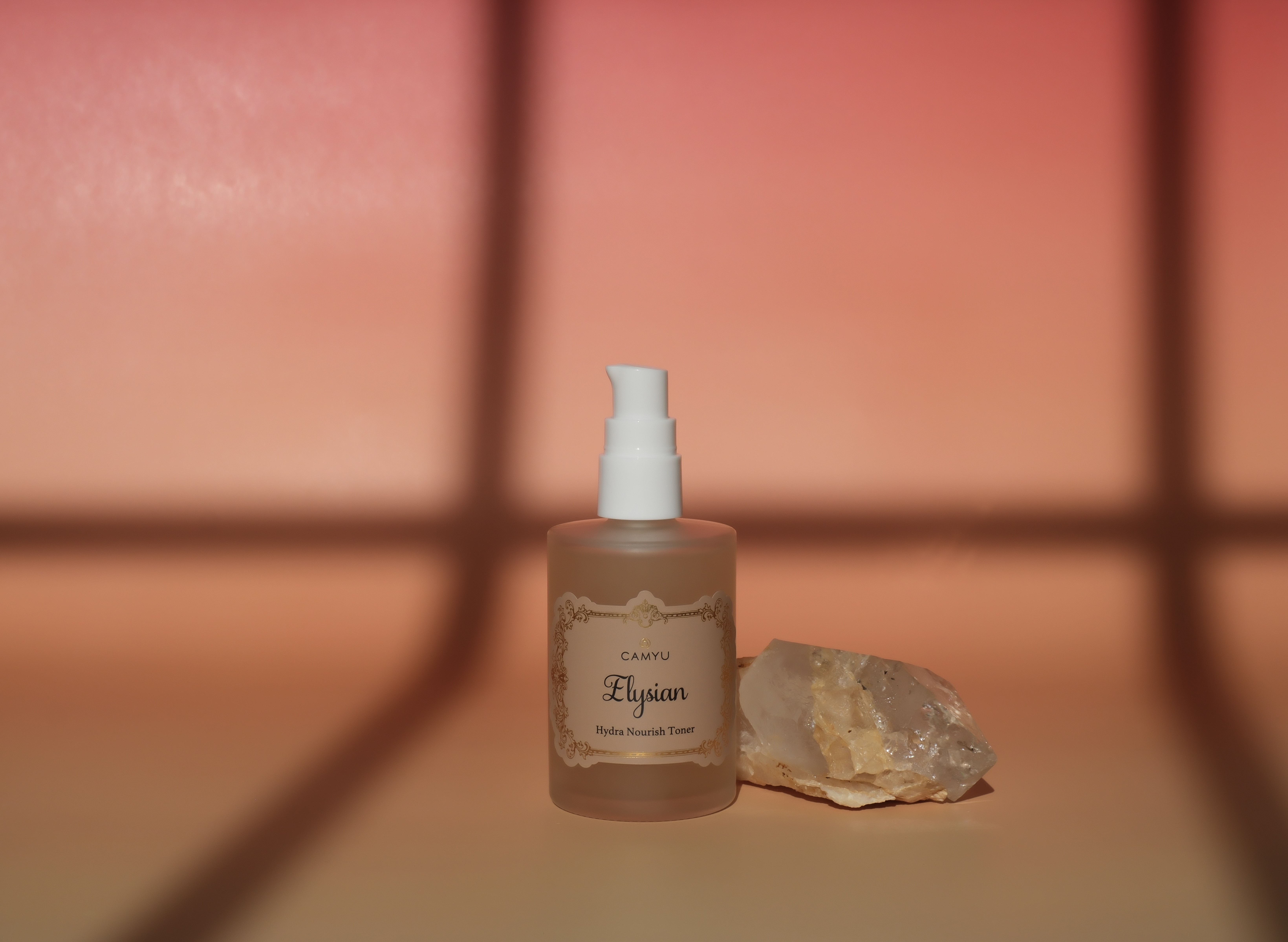 Hydra Nourish Toner ELYSIAN　大地と海の恵みを贅沢に閉じ込めた保湿化粧水が誕生。うるおいとハリを与え、みずみずしいお肌へ