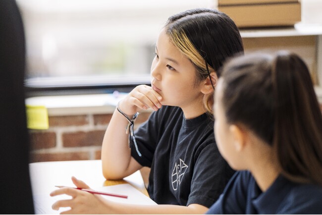中学部IB認定校CTISがサマースクール2025にて小学6年生から中学2年生向け「英語夏期講習プログラム」を初開催。プレゼン力とTOEFL Junior スピーキングを5日間で強化。
