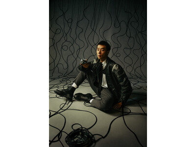 �y�h�N�^�[�}�[�`���z���{���� �gTHE GREY STITCH�h COLLECTION TOKYO ���e�[�}�Ƀ��_���ɃA�b�v�f�[�g�������ʎd�l���f�����o��B