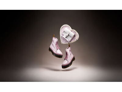 ドクターマーチンから、バレンタインに向けた煌びやかでガーリーな“THE VALENTINE COLLECTION”が登場！