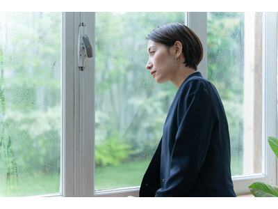 【20～40代アンケート】梅雨の女性の悩みランキング1位は「洗濯ものが乾かない」！買ってよかった対策グッズは？脇汗やニオイの対処法は？「sinai（シナイ）」は湿気の多い時期も頼れるデオドラント