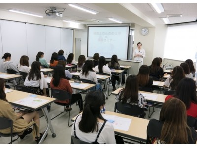 「日本医歯薬専門学校」にて特別授業を開催