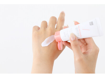 大人気の「ヒルメナイドシリーズ」に薬用スキンケアライン 化粧水・乳液・クリーミーバームが新登場