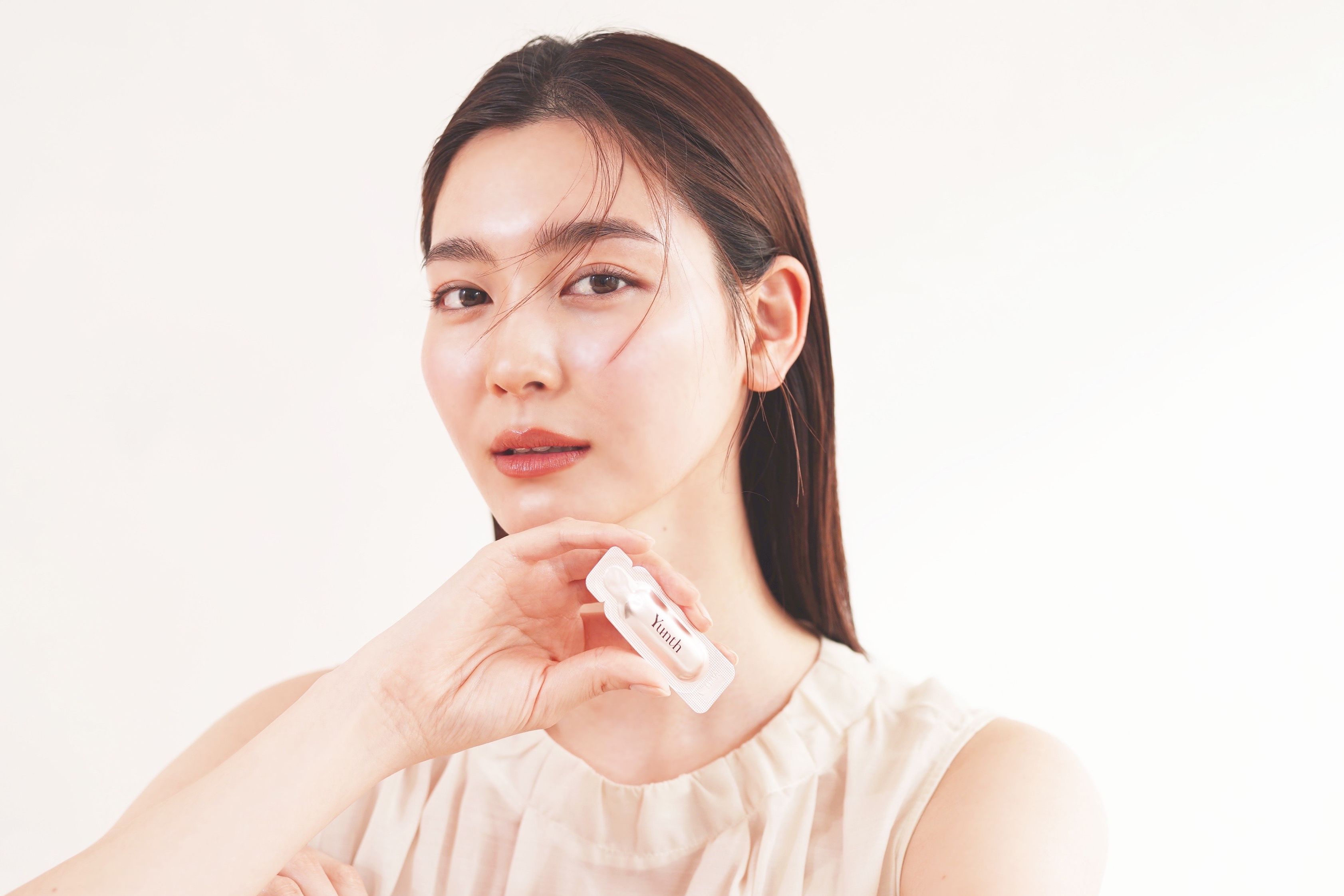 Yunth(ユンス) 生ビタミンC美白美容液が @cosmeベストコスメアワード2022 上半期新作ベストコスメにて「ベスト美容液」を受賞