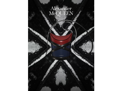 【Alexander McQueen】「The Curve」ポップアップストア