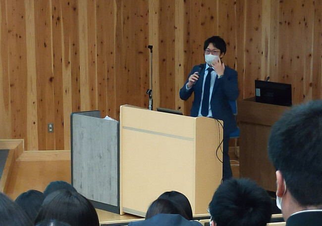 秋田県立能代科学技術高校にて農業教育高度化事業にかかる出前授業を実施しました。