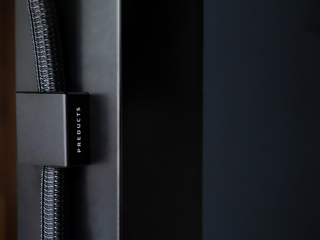PREDUCTS：削り出しのケーブルマネジメントツール『Magnet Cable Holder 2』販売開始