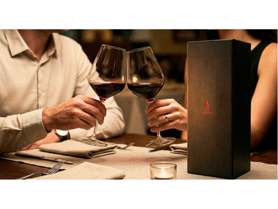 「ワイングラスが新発売+母の日セール実施」