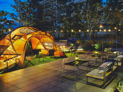 ヒルトンのライフスタイルホテルでキャンプ体験！？キャノピーbyヒルトン大阪梅田とDODのコラボレーション...