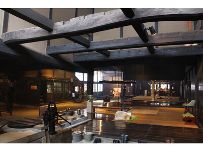 【新潟・関川村】雪深い冬の重要文化財で「第2回 日本の伝統文化を味わう会」を開催。偶然の縁とプロの技が交差した、濃密な茶席体験