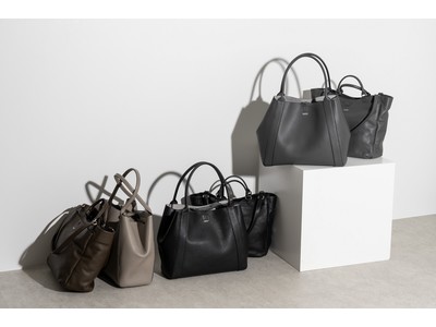 「EPOCA UOMO」がレザーブランドとコラボレーションした上質素材のバッグ全２型を9月17日（金）より発売