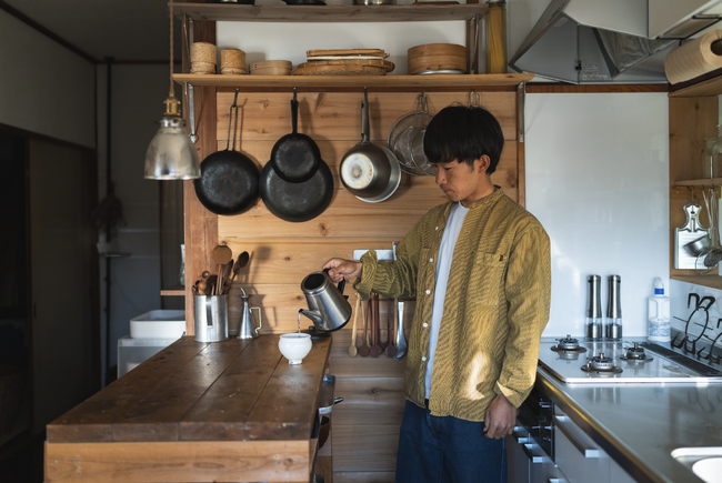 【レモンとスパイス香る〈無添加クラフトコーラ〉が新登場】登録者37万人 OKUDAIRA BASEプロデュース キッチンブランド「ki duki」から、ご褒美シロップ「奥平コーラ」が誕生