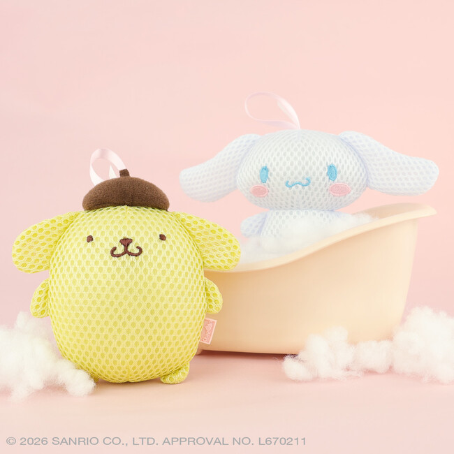 お風呂で遊べるバスぐるみシリーズに、サンリオキャラクターズ「ポムポムプリン」と「シナモロール」が新登場