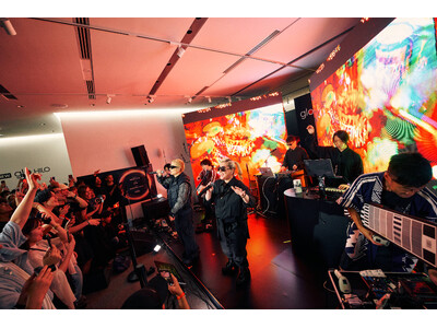 glo(TM)とHYPEBEASTが贈る、“ひと目惚れ”を五感で味わう一夜。「LOVE AT FIRST...