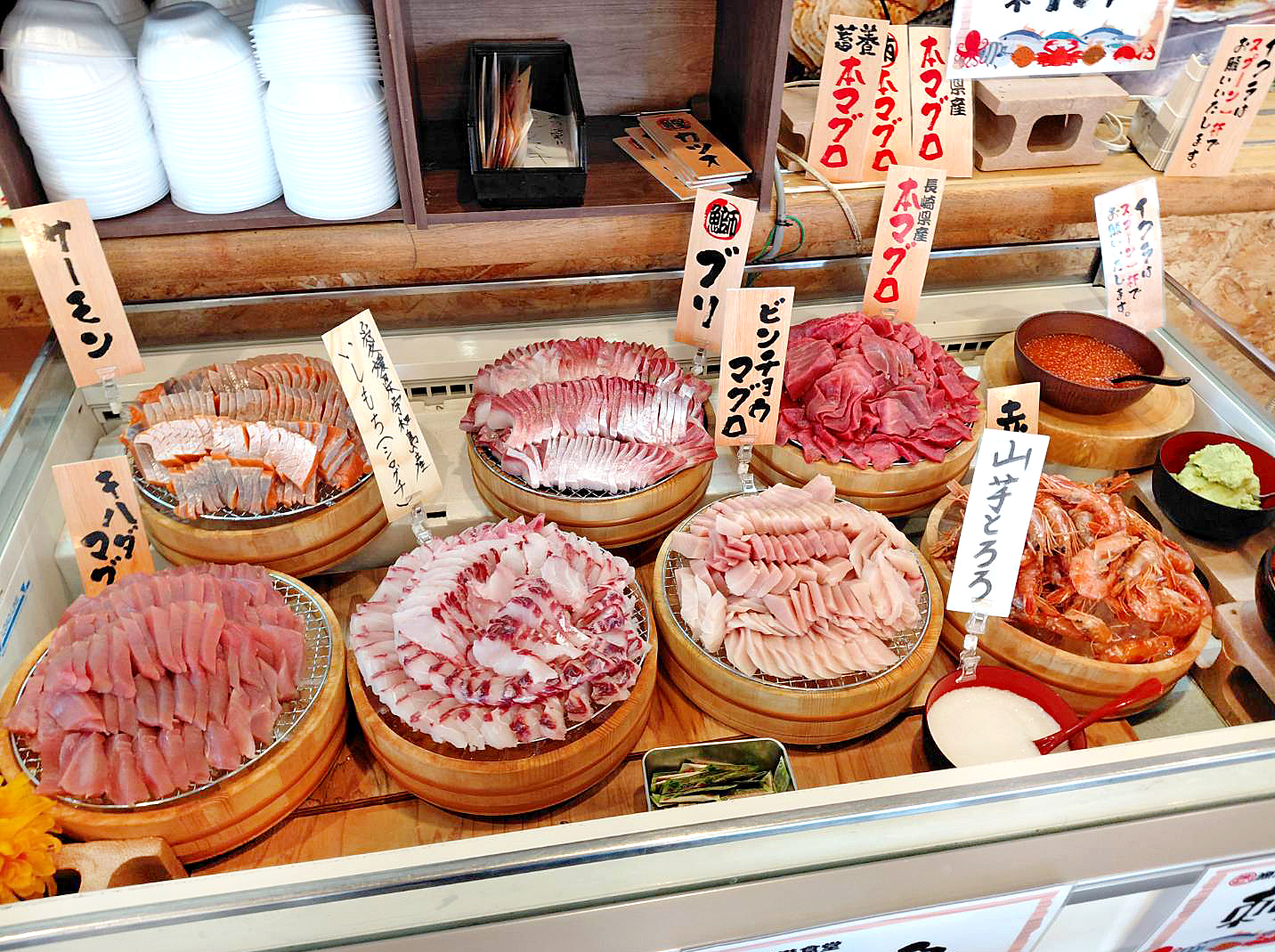 【名古屋初上陸】早くも2・3店舗目！テレビでも話題の刺身食べ放題「漁港食堂」が11月に 同月2店舗OPEN予定！