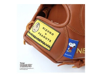 「TAKE CARE WITH PEANUTS」野球品を発売