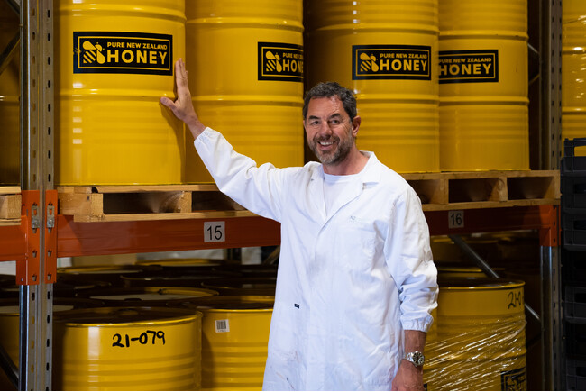 ニュージーランドのマヌカハニー生産者に会える「マヌカハニー特別イベント」を生活の木原宿表参道店・神戸三宮SOL店にて限定開催