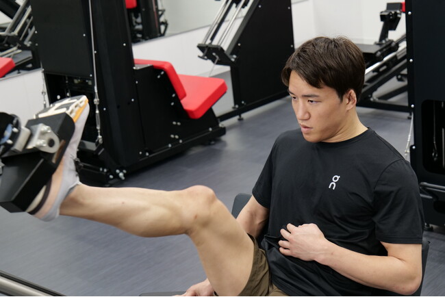 4D-Stretch、朝倉海選手との公式サポート契約を締結